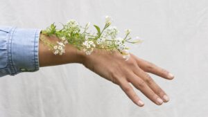 Cosmétique durable : un enjeu plus large que l’emballage